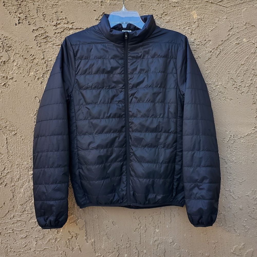PINK Victoria's Secret Packable Puffer Jacket in Black